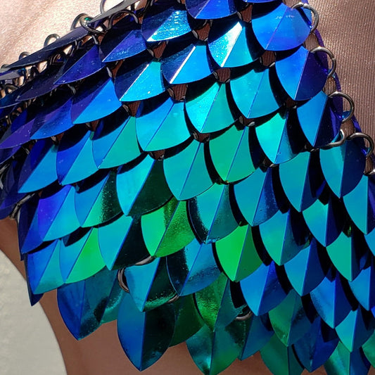 Medium Thin Plastic Iridescent Scalemail Scale SS014