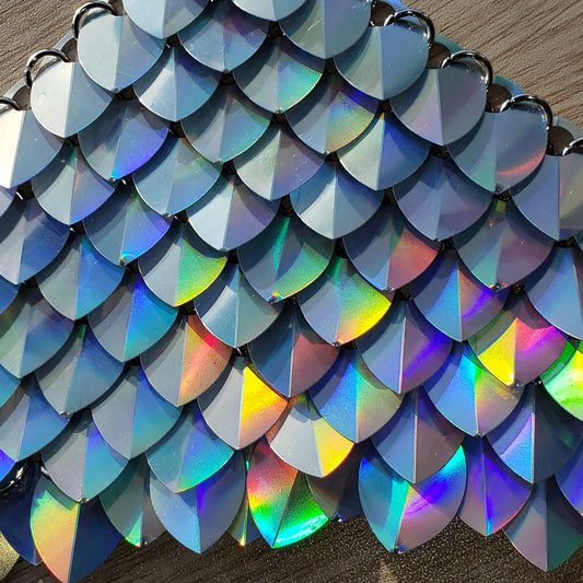 Medium Thin Plastic Holographic Scalemail Scale  SS028