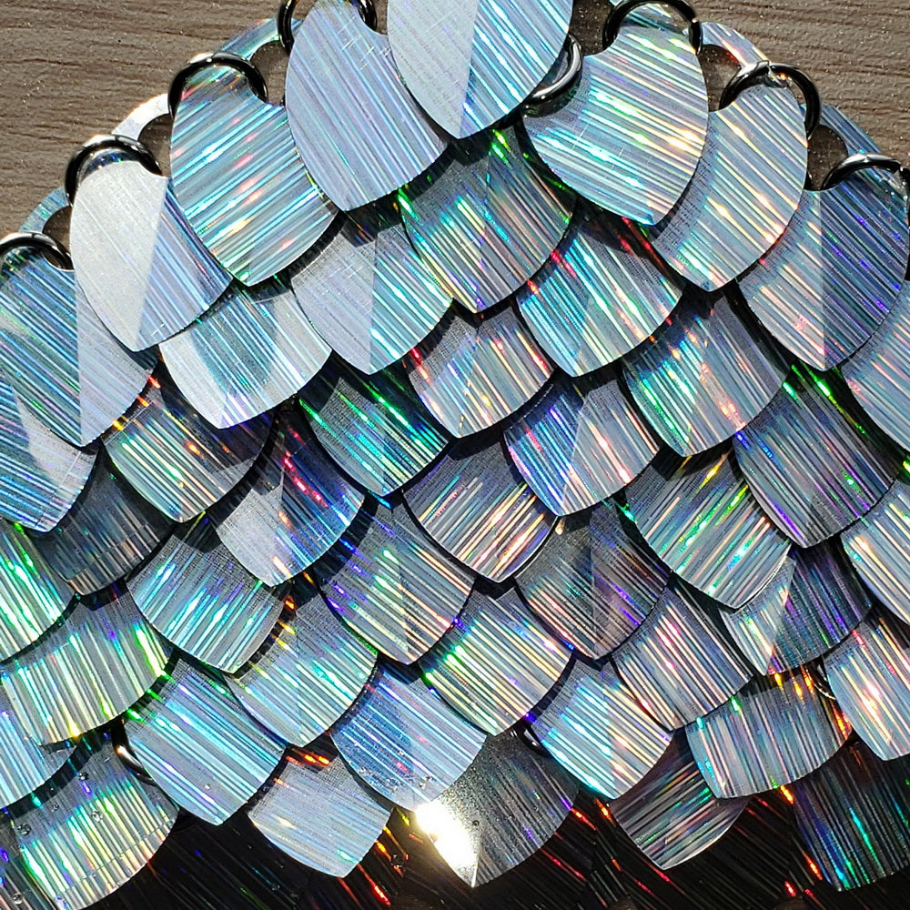 Medium Thin Plastic Holographic Scalemail Scale  SS029