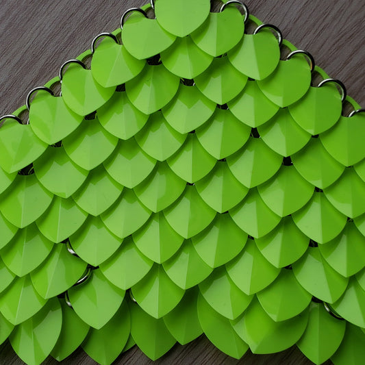 Medium Thin Plastic Green Scalemail Scale  SS054