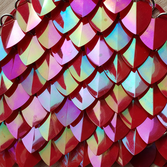 Medium Thin Plastic Iridescent Scalemail Scale  SS091