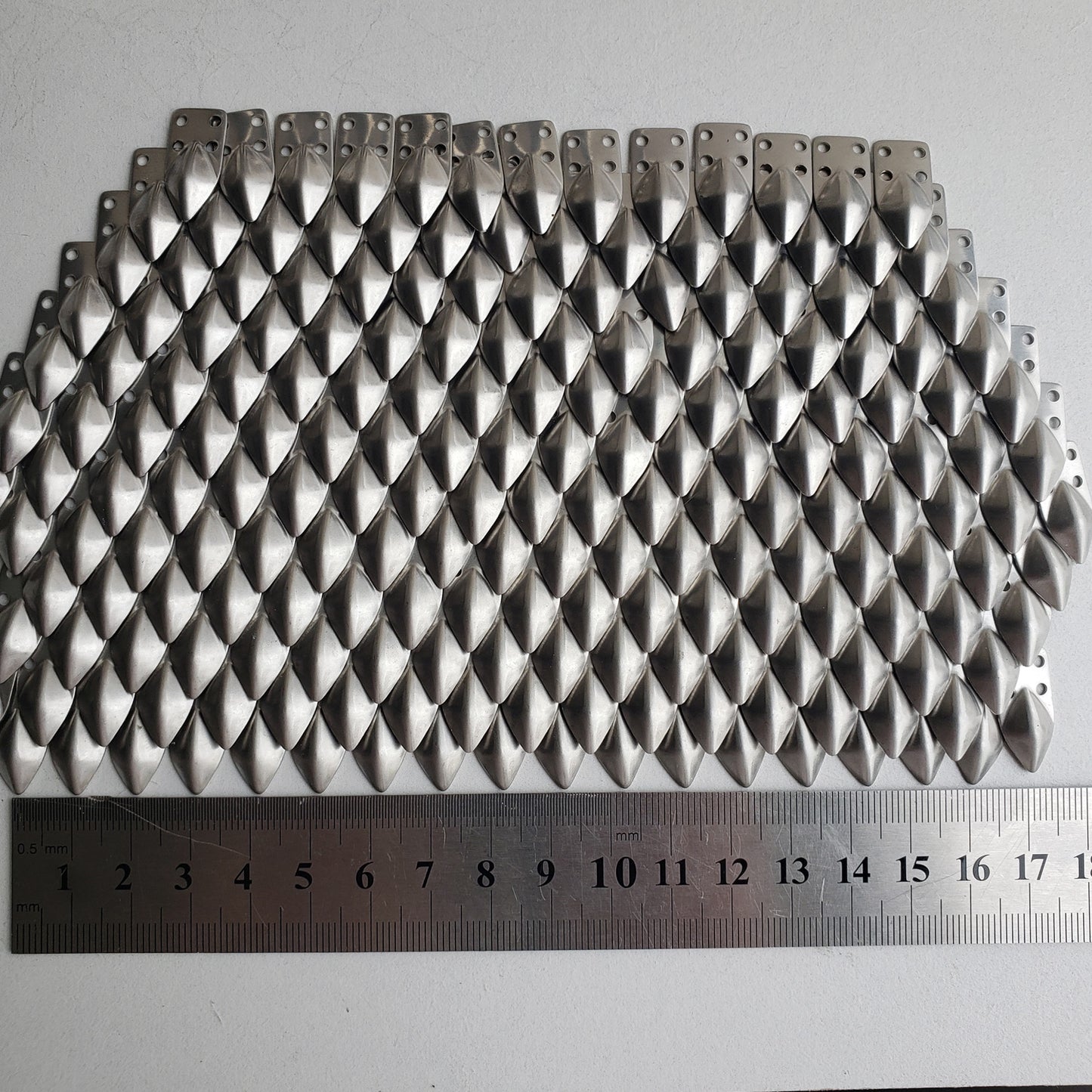 Small Size Stainless Steel Loose Lamellar Plates DIY Replacement Dragon Scale  Armor