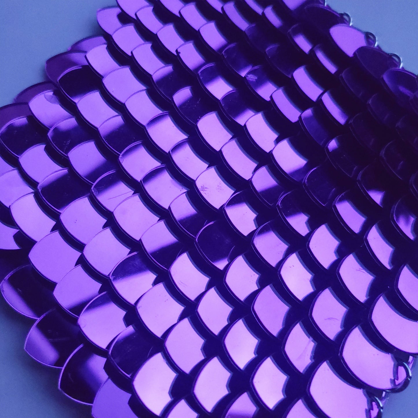 Acrylic Mirror Purple Scalemail Scale