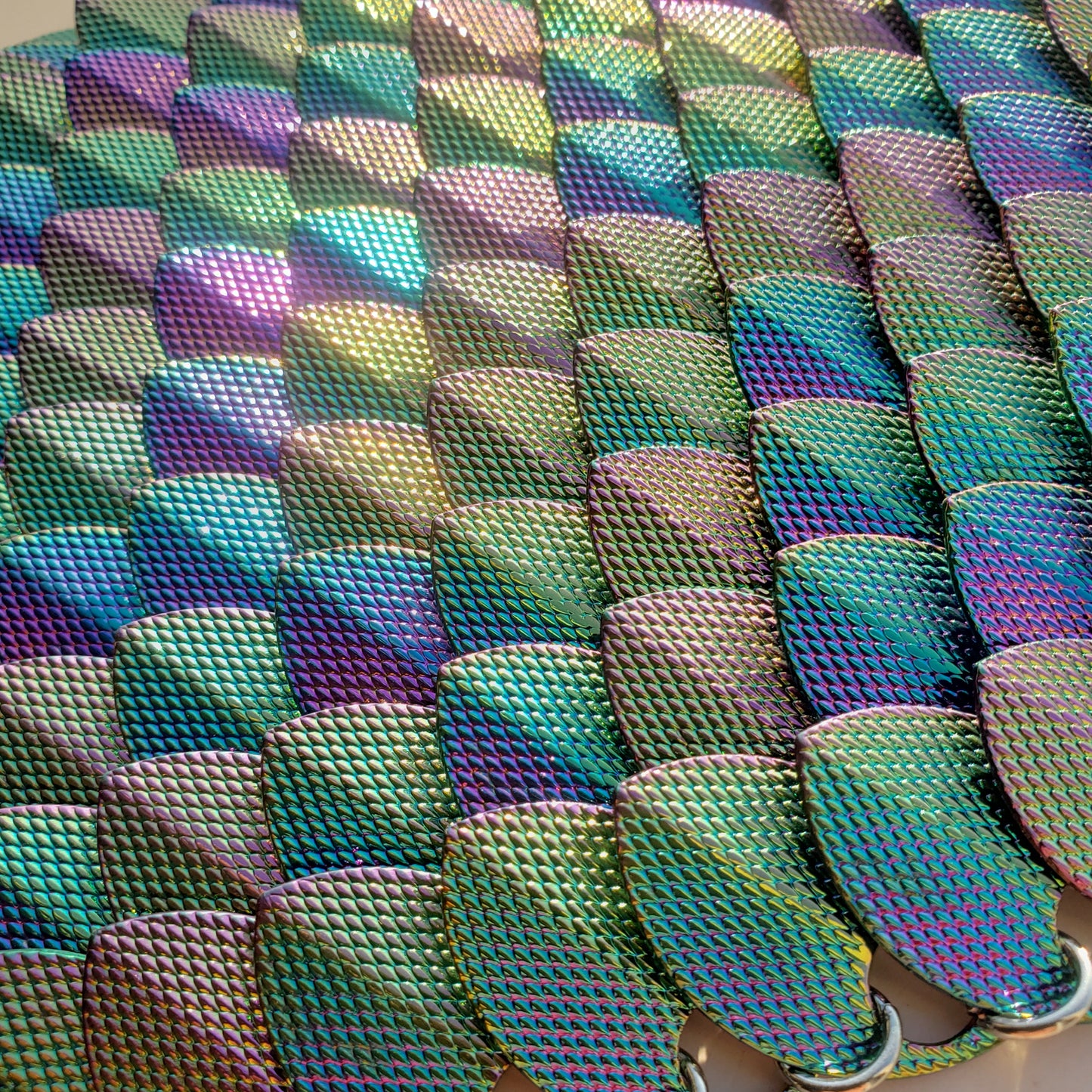 Large Dragon Scale Texture Rainbow Alloy Scalemail Scale