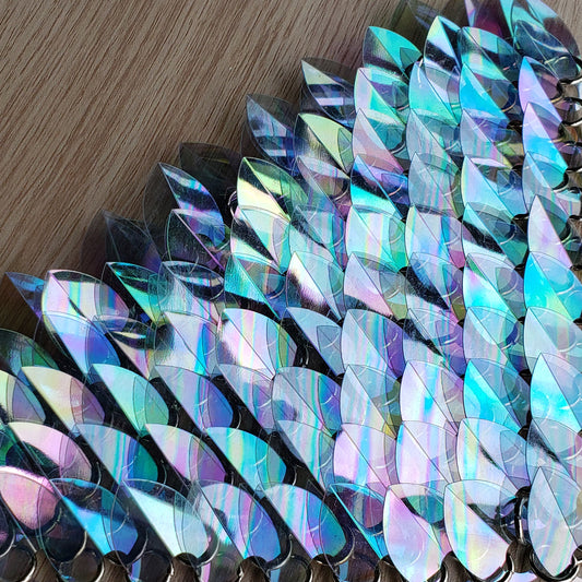 Large Thin Plastic Iridescent Scalemail Scale SS062