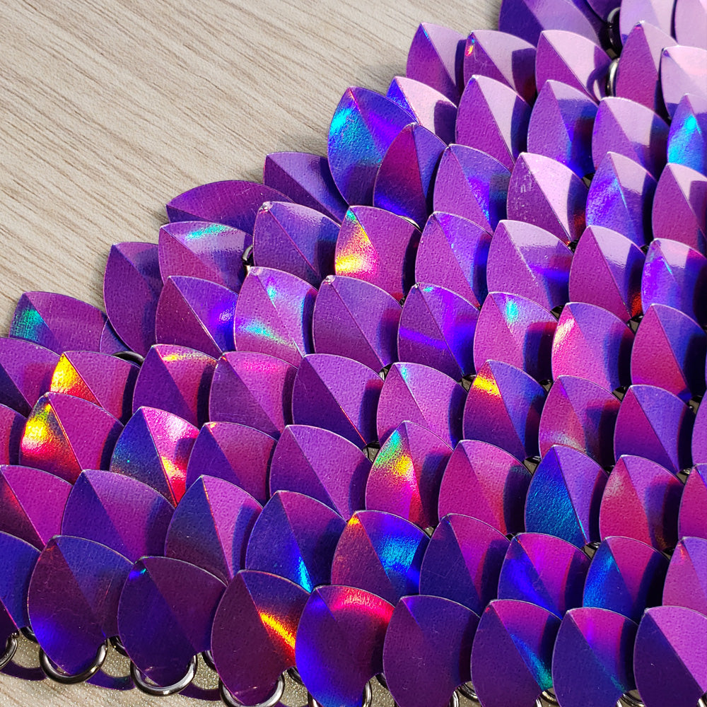 Large Thin Plastic Holographc Purple Scalemail Scale SS108