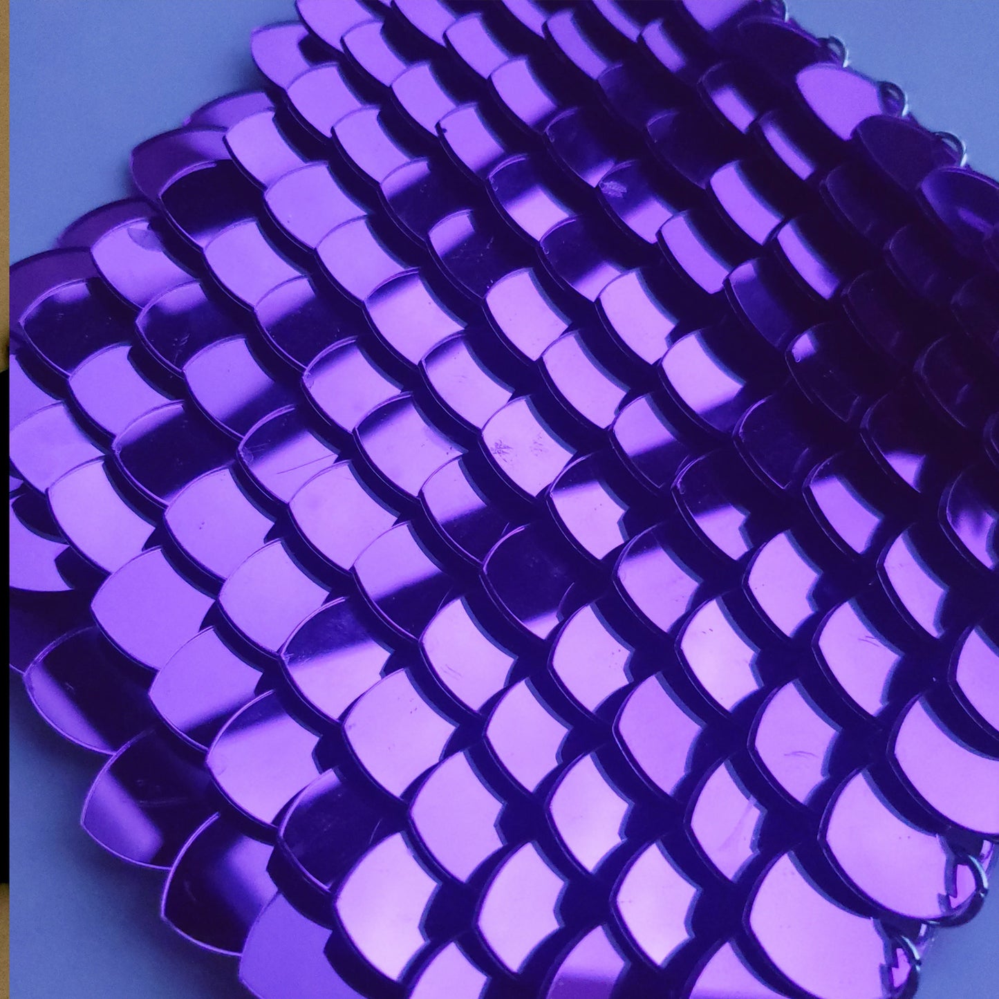 Large Acrylic Mirror Purple Scalemail Scale